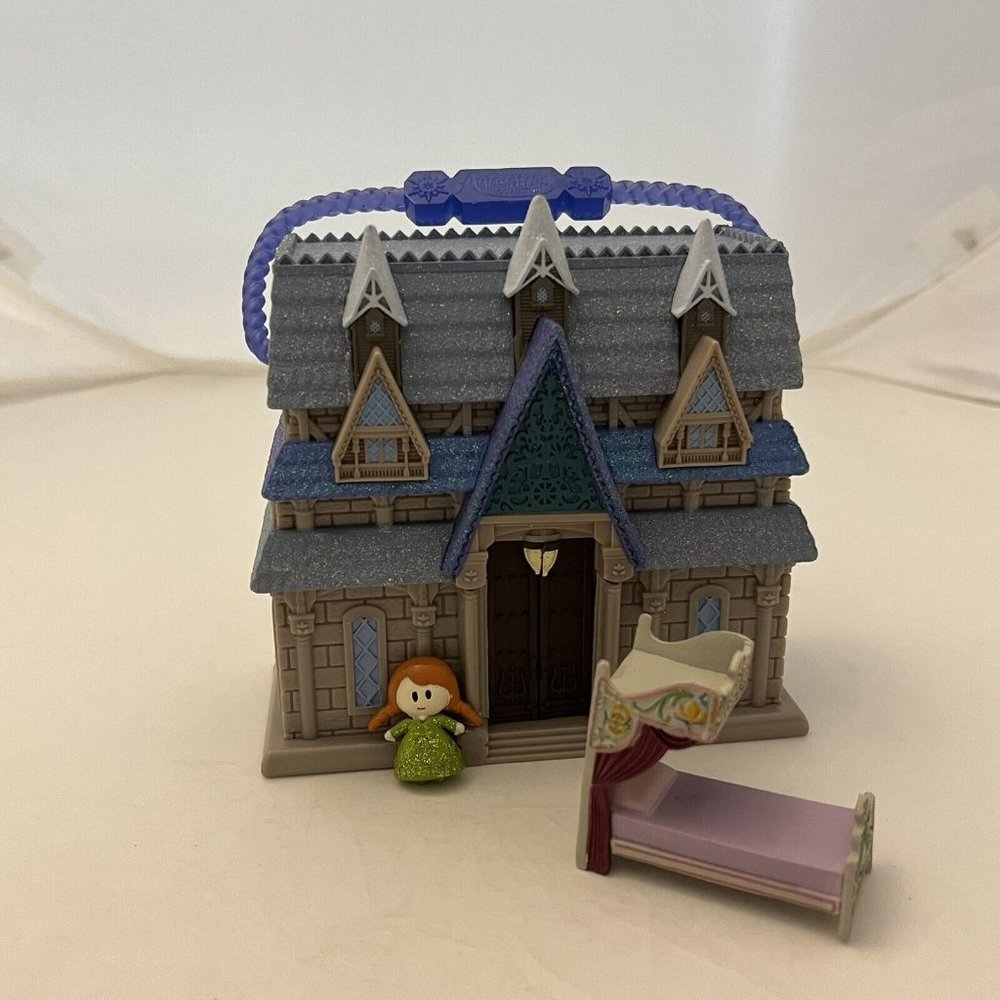 Disney Animators Collection Littles Frozen Arendelle Castle Anna Bed Doll